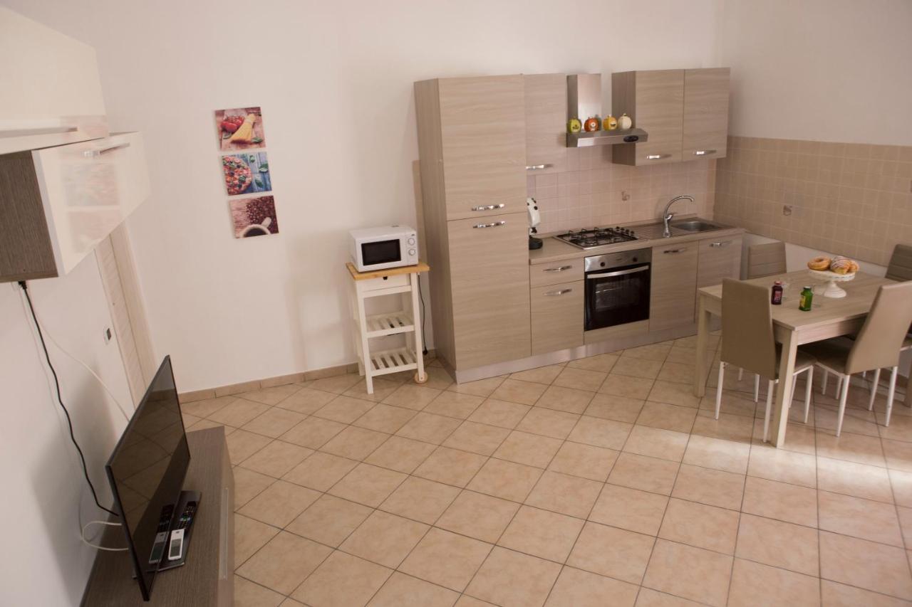 דירות נאפולי Airport House מראה חיצוני תמונה
