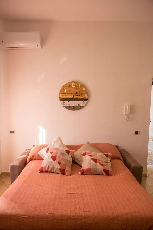 דירות נאפולי Airport House מראה חיצוני תמונה