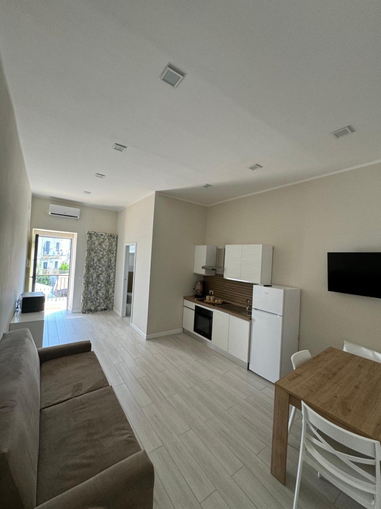 דירות נאפולי Airport House מראה חיצוני תמונה